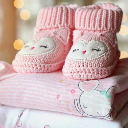 Baby shower: co kupić dla mamy?