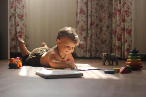 Jak kreatywne zabawki rozwijają dzieci?